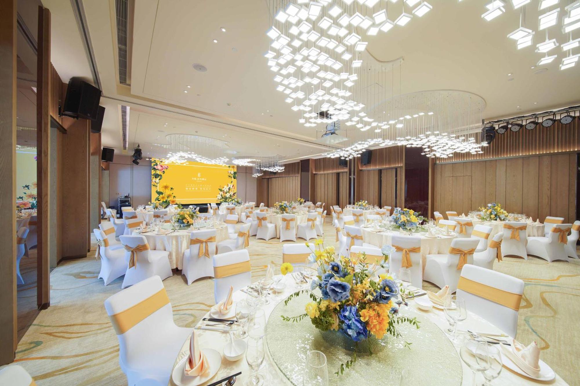 Imperial Traders Elong Hotel Guangzhou Exteriör bild